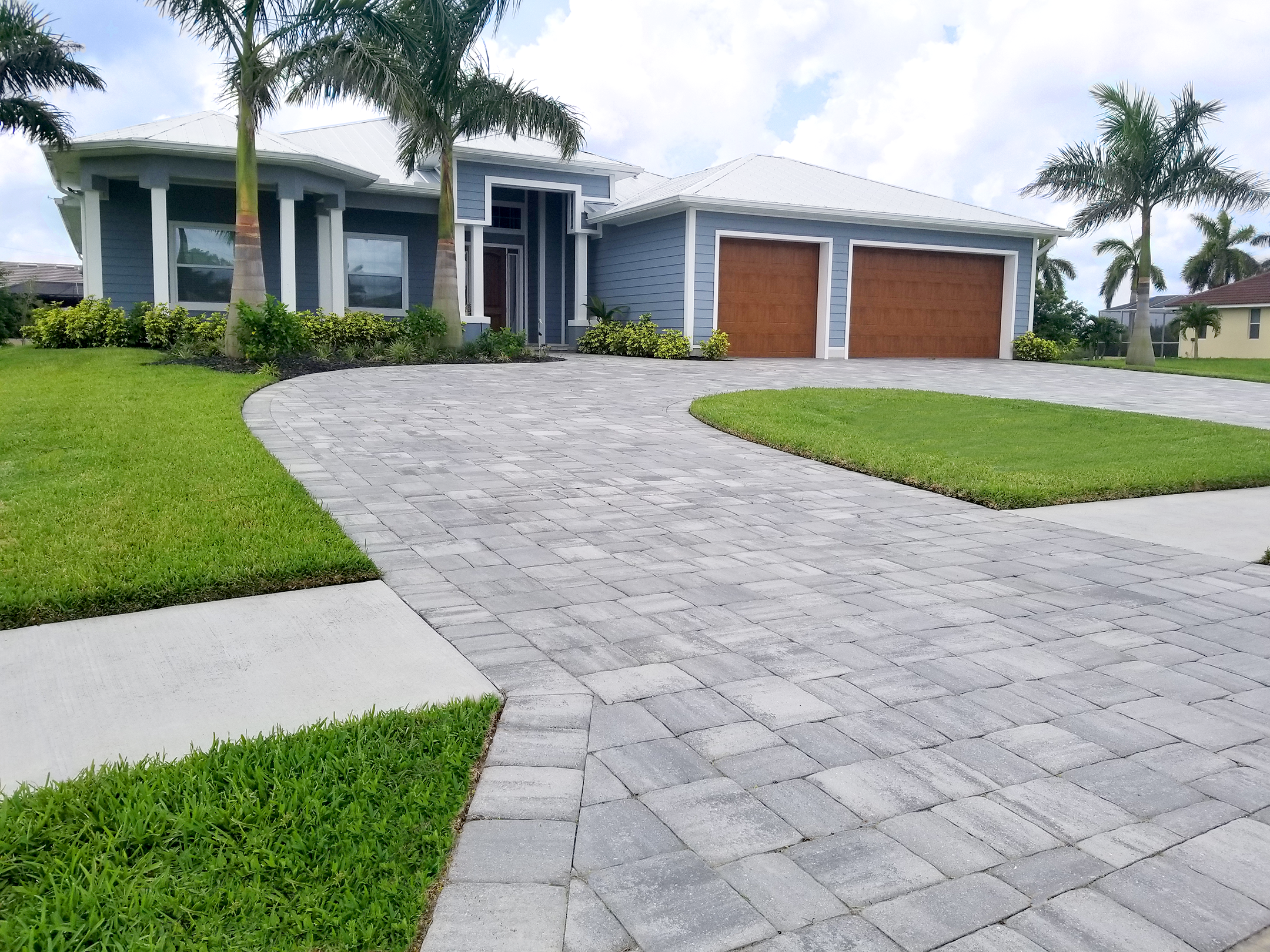 Paver Driveways & Home Fronts