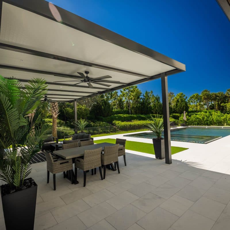 Transform Your Outdoor Space with Stunning Pergola
